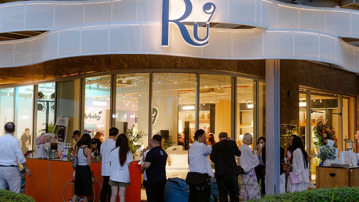 Project | Showroom Ru9