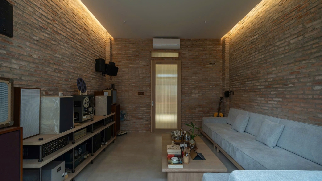 Project | TMH House